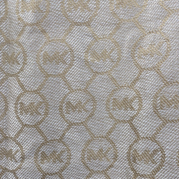 MICHAEL KORS NWT Scarf MK Print - Picture 5 of 6